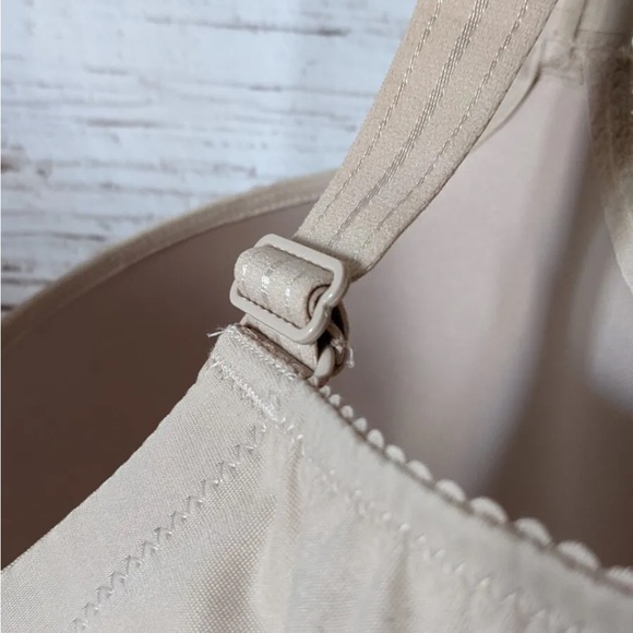 Prima Donna Madison contour bra. 40F (40DDD). Worn once. - Picture 14 of 15